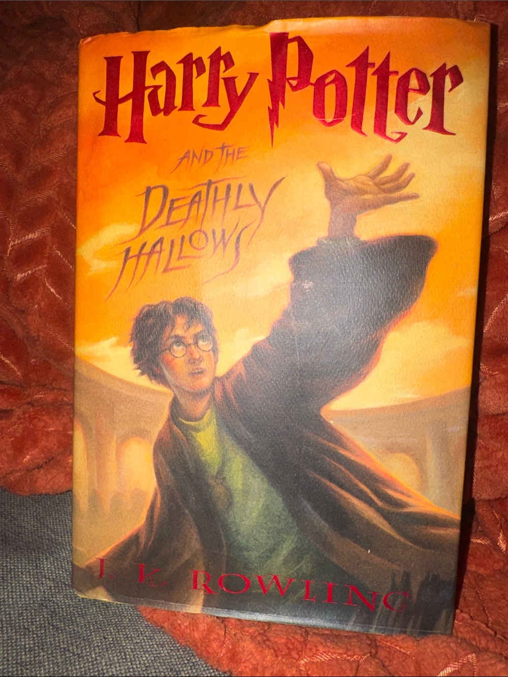 Harry Potter and the Deathly Hallows Hardcover 1st Edition J.K. Rowling Scholast